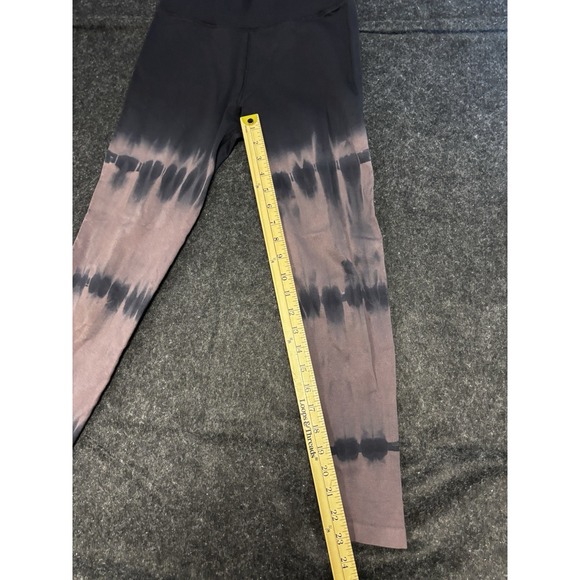 Offline by Aerie Small Hi Rise Leggings Women's Black Gray Tie Dye Size M 0585 - Picture 3 of 11